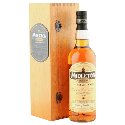 Midleton Very Rare Irish Whiskey, 2002 Bottling with Wooden Box