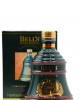 Bell's - Decanter Christmas 1995 8 year old Whisky