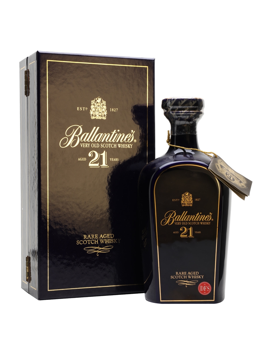 魅力の 21 Ballantine's Year Blended | Decanter Ceramic Blue Old ブランデー